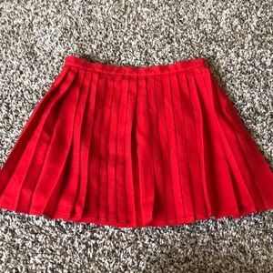 Pleated skirt